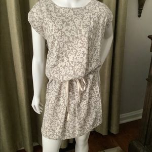 Loft Mini Dress EUC Size X- Small ann taylor
